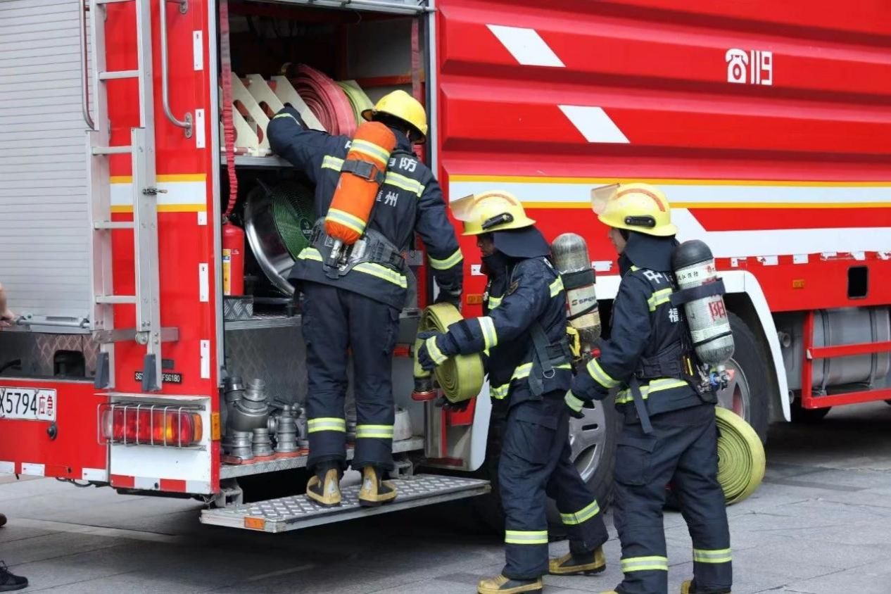 94428595424aa424fabc71ddb79ead14